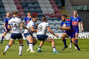 Rochdale Hornets 10 - 22 Midland Hurricanes